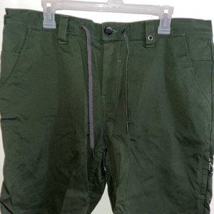 686 Everywhere Hybrid Shorts Dark Green (Relaxed Fit)